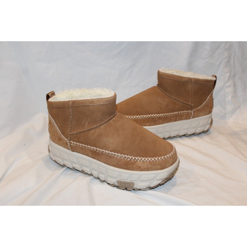 UGG WOMEN'S SUEDE SHEARLING LINED DAZE PLATFORM BOOTS CHESTNUT‎ US 11 $180